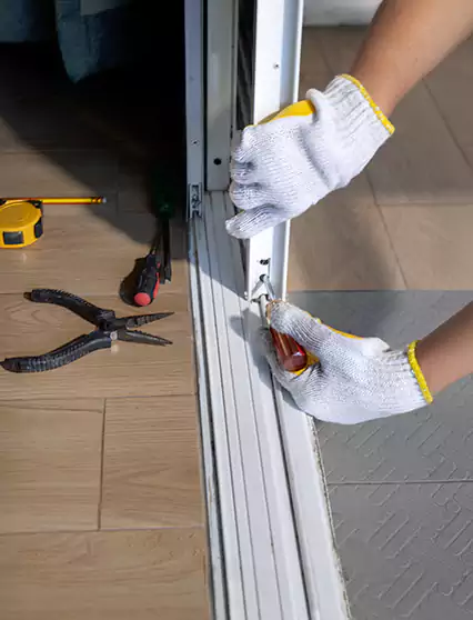 Professional Sliding Patio Door Squeaks & Squeaky Sliding Glass Door Repair in Fort Lauderdale